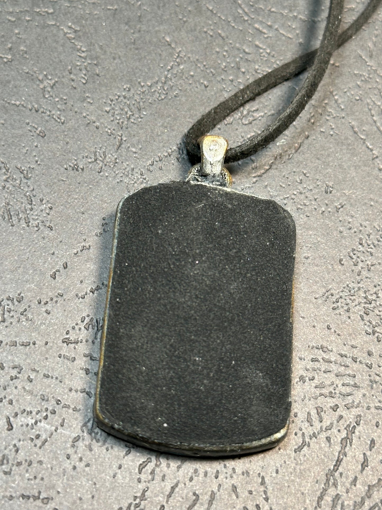 Pendentif autre monde